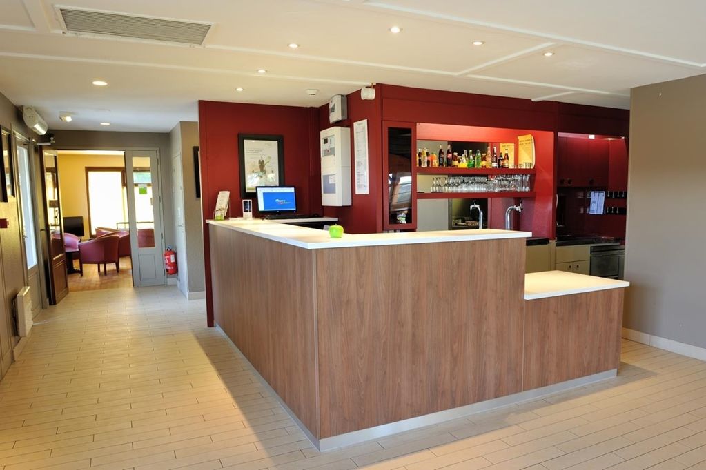 Campanile Clermont-Ferrand ~ Thiers Hotel Restaurant photo